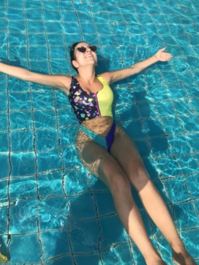 ¡ARDIENTE! Lena the Plug, la youtuber que calentó el verano de manera agresiva