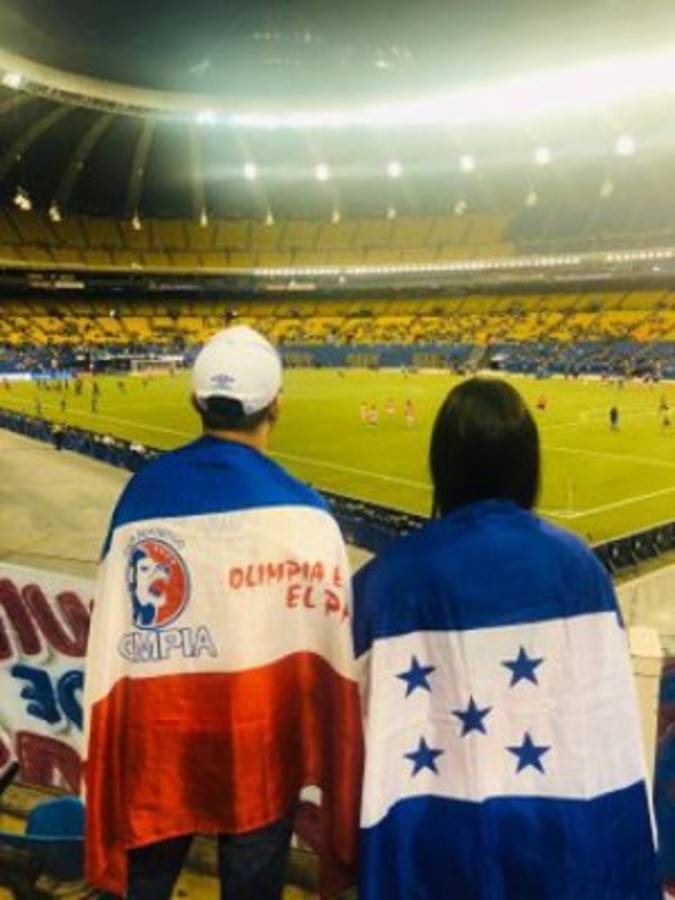 ¡Están en todos lados! Olimpia es acompañado por fieles aficionados en Montreal