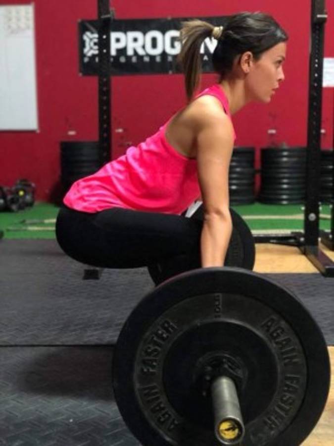 Jennifer Segura, la hermosa periodista tica aficionada al equipo del 'Ro-Ro'