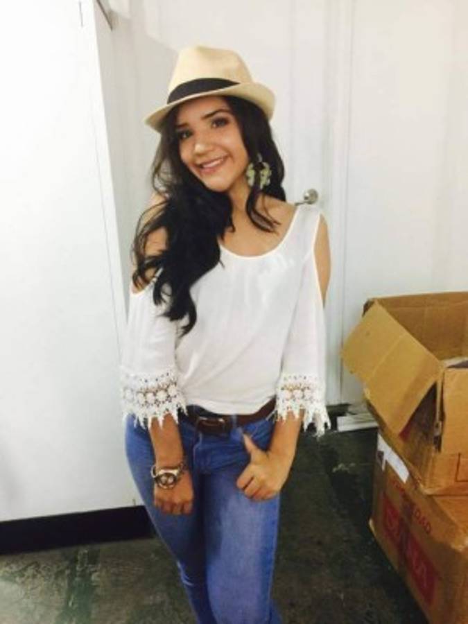 Cesia de León, la modelo hondureña que sube la temperatura de Semana Santa