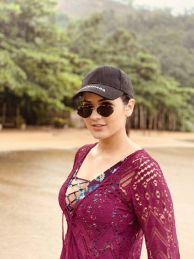 La otra Champions: Infartantes novias y esposas de los cracks del Liverpool y Tottenham