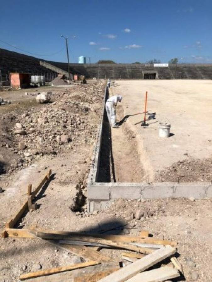 Estadio abandonado Roberto Suazo Córdova en La Paz recibe espectacular remodelación