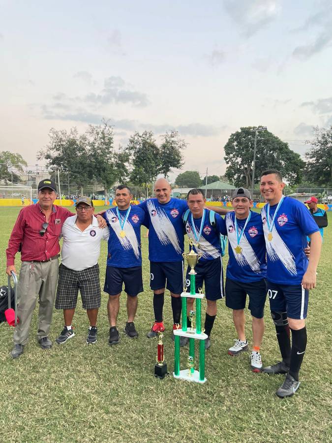 Así vive en la actualidad Óscar Torlacoff, el exfutbolista uruguayo que decidió quedarse en Honduras