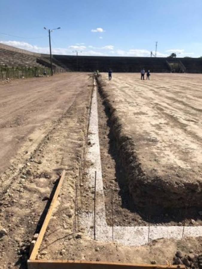 Estadio abandonado Roberto Suazo Córdova en La Paz recibe espectacular remodelación