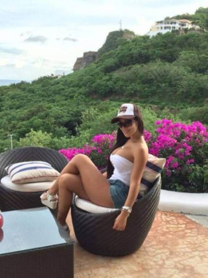 ¡Qué linda! Así es Melissa Mora, la hermosa tica que anima la Copa América