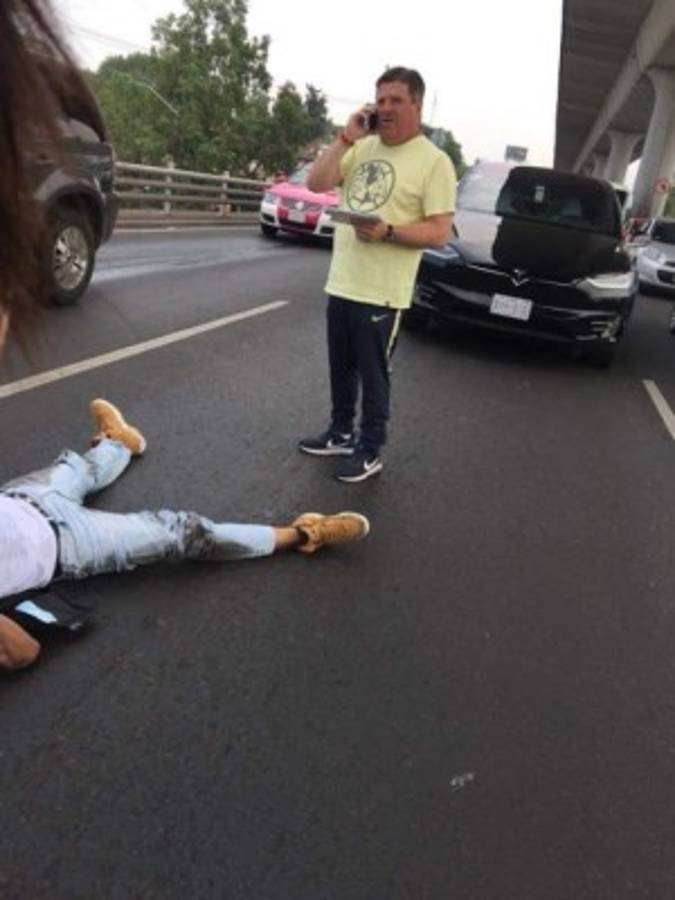 FOTOS: El susto que se llevó Miguel 'El Piojo' Herrera tras accidente de tránsito en México
