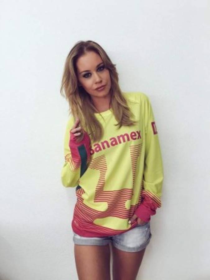 FOTOS: Vero Rodríguez, la rubia más sexy de la TV mexicana