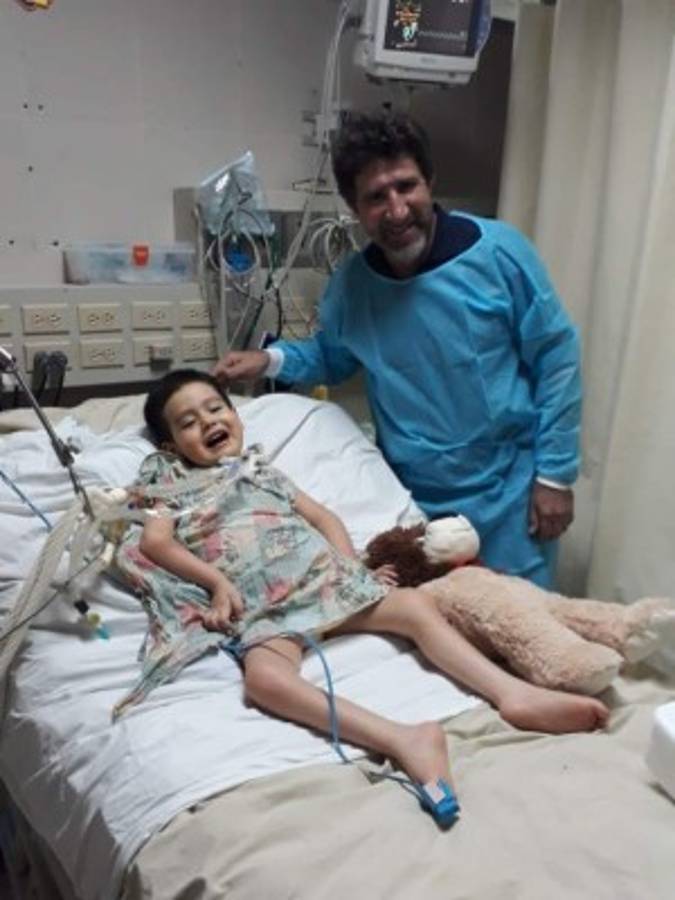 El enorme gesto de jugadores de Marathón con un niño hospitalizado