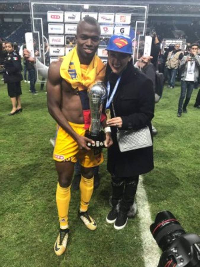 Celebración de Tigres tras ser campeón de la Liga Mx