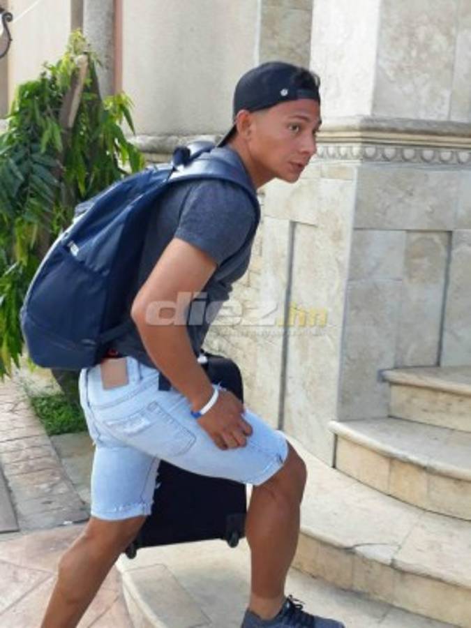Curiosos looks de los jugadores de la Selección al llegar a San Pedro Sula