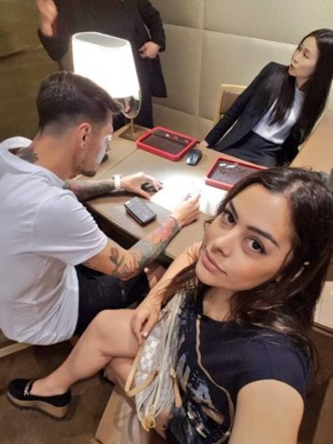 Fotos: Larissa Riquelme sorprende a sus fanáticos con su actual apariencia  