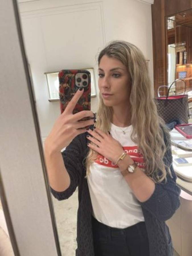 Estrella del cine para adultos reveló que les dio servicio a tres jugadores del Manchester United y uno le quedó debiendo 200 euros