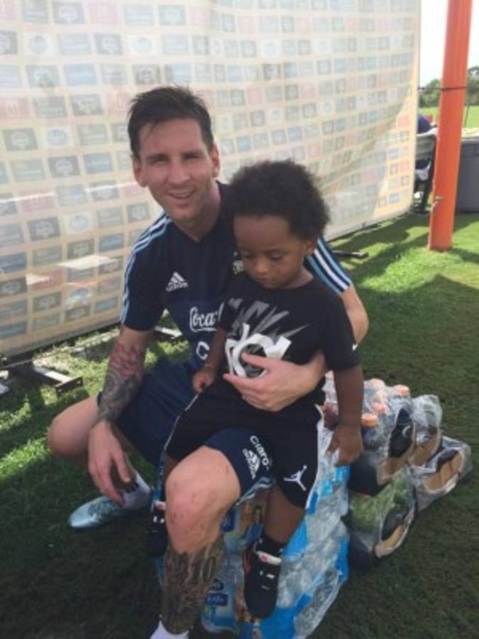 FOTOS: Los hijos de Boniek García en el entrenamiento de Argentina