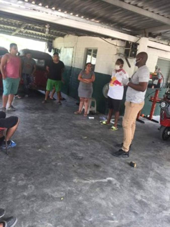 ¡Por tierra y por mar! Osman Chávez reparte alimentos en los pueblos garífunas