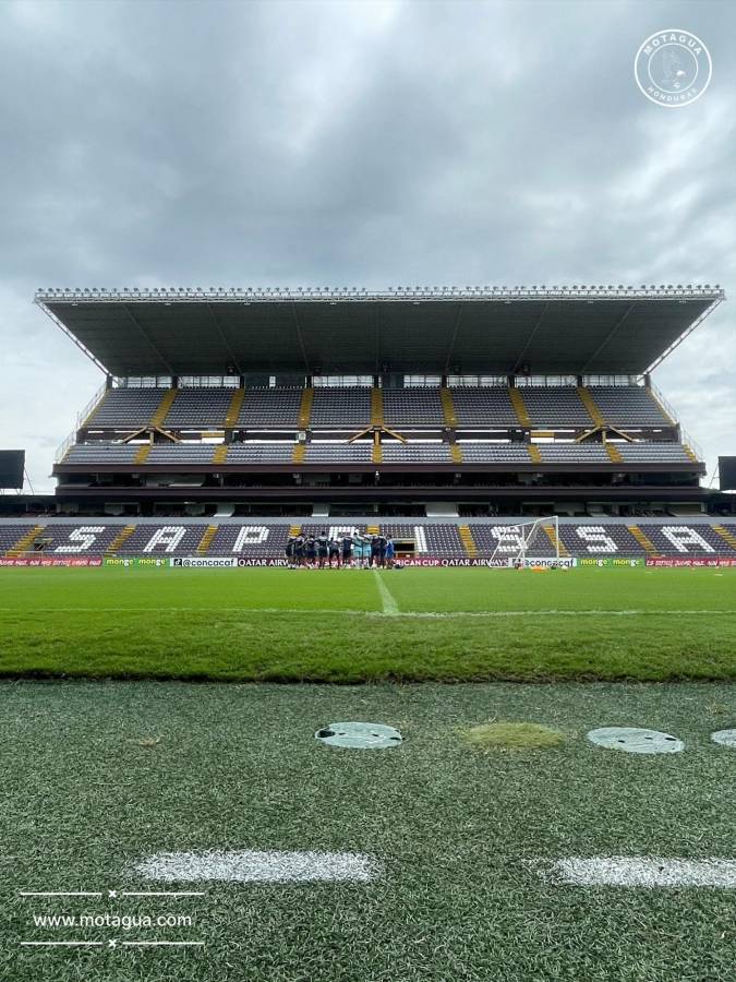 Así fue el entrenamiento de Motagua en el estadio Ricardo Saprissa de cara a la batalla ante los “Morados”