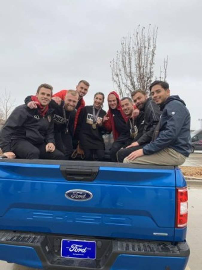 Douglas Martínez, Cristian Cálix y Luis Palma celebran el título con el Real Monarchs en Utah
