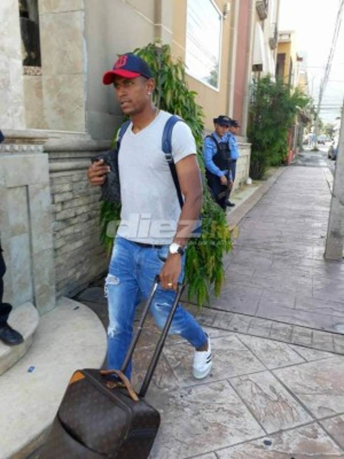 Curiosos looks de los jugadores de la Selección al llegar a San Pedro Sula