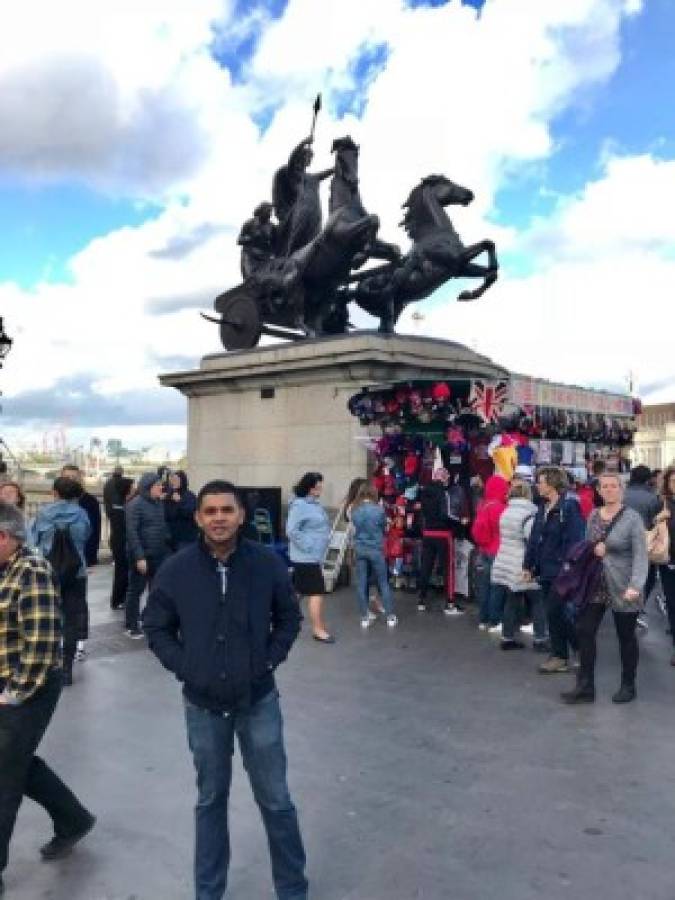 Amado Guevara se codea en Londres con los mejores técnicos del mundo