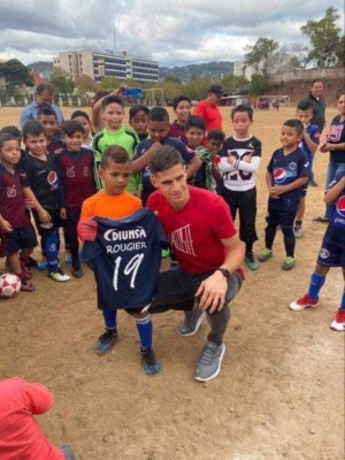 ¡Messi, Cristiano y Rougier! Los futbolistas que no dudaron en cumplir el sueño de un niño