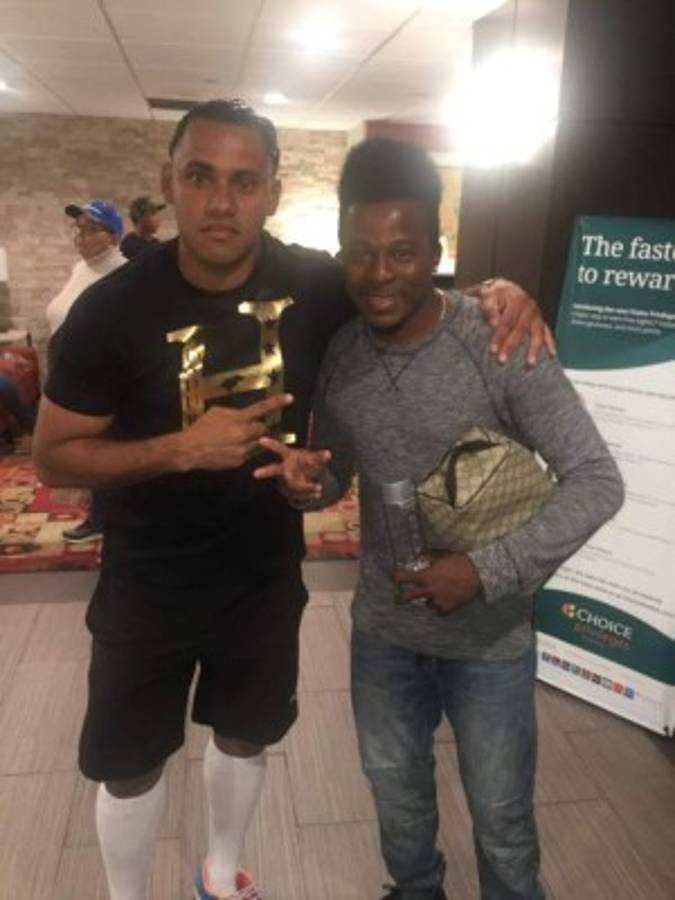 Fotos: Nathalia Casco arranca suspiros en partido de leyendas en Estados Unidos