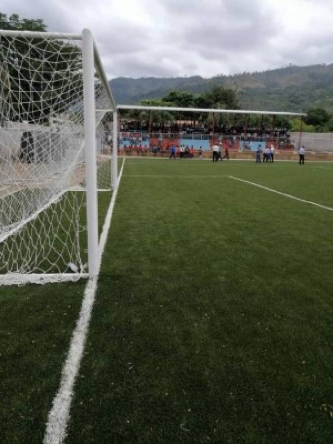 Inauguran un bonito estadio en el municipio de El Porvenir, Francisco Morazán