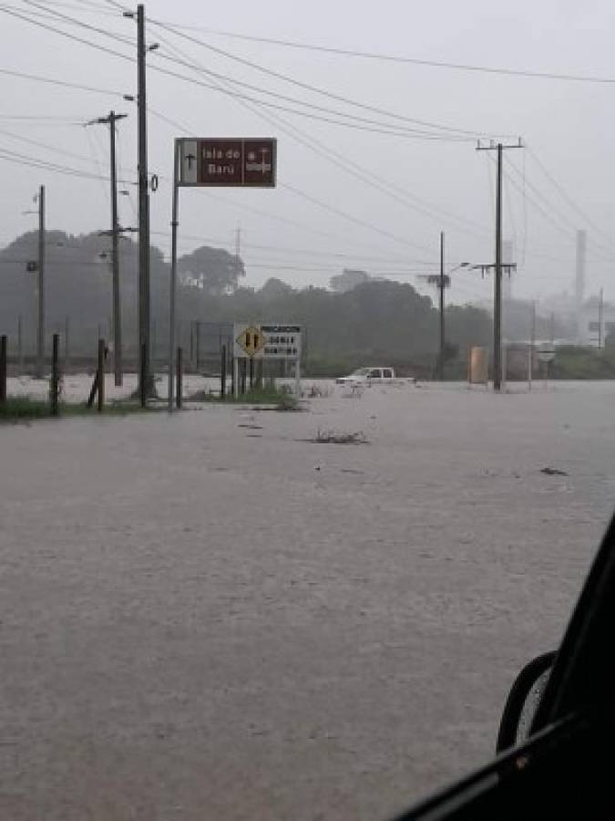 La tormenta Iota golpea a Colombia; Cartagena de Indias, bajo el agua