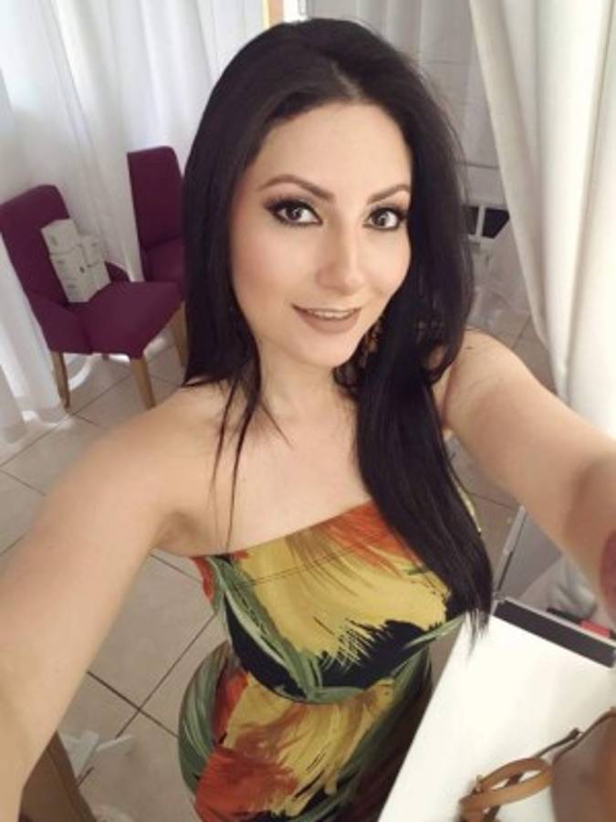 FOTOS: ¡Así luce la preciosa hondureña Ariana Herchi!