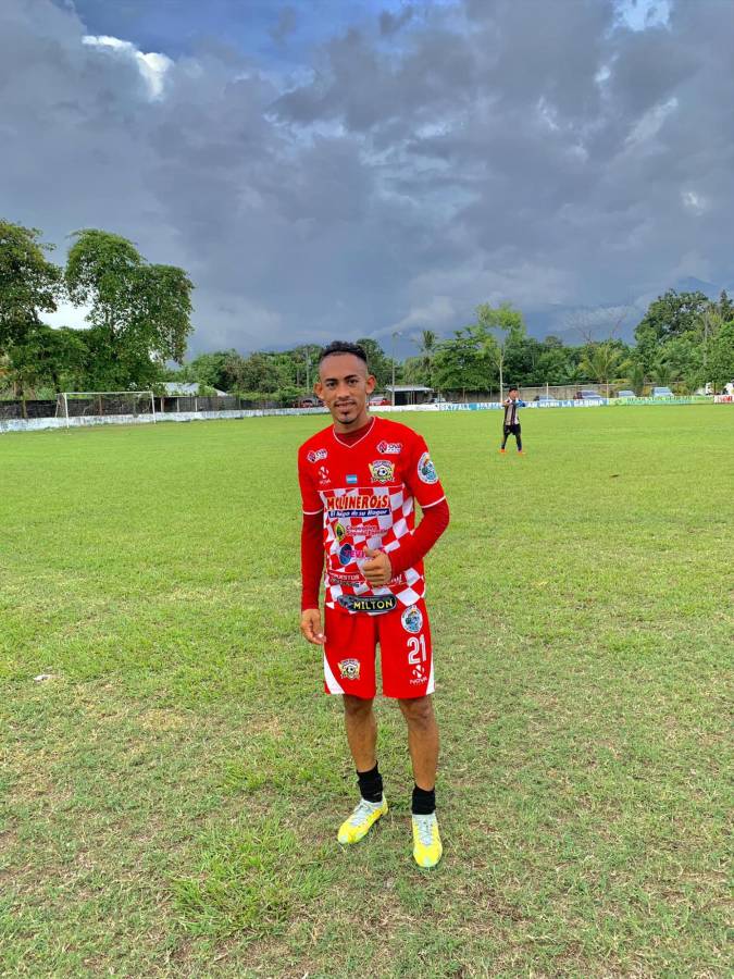 Fichajes: Lone se arma hasta los dientes, Buenaventura confirma dos bombazos y Tela FC hace barrida en Liga de Ascenso