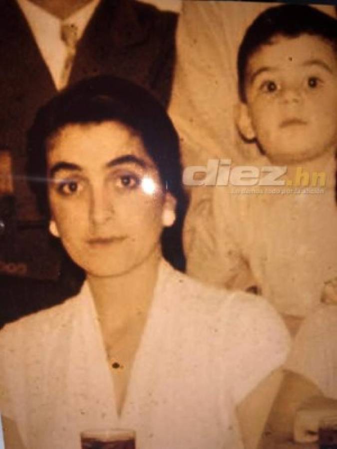 Las fotos inéditas de Salvador Nasralla de niño junto a su madre y en facetas de su vida profesional