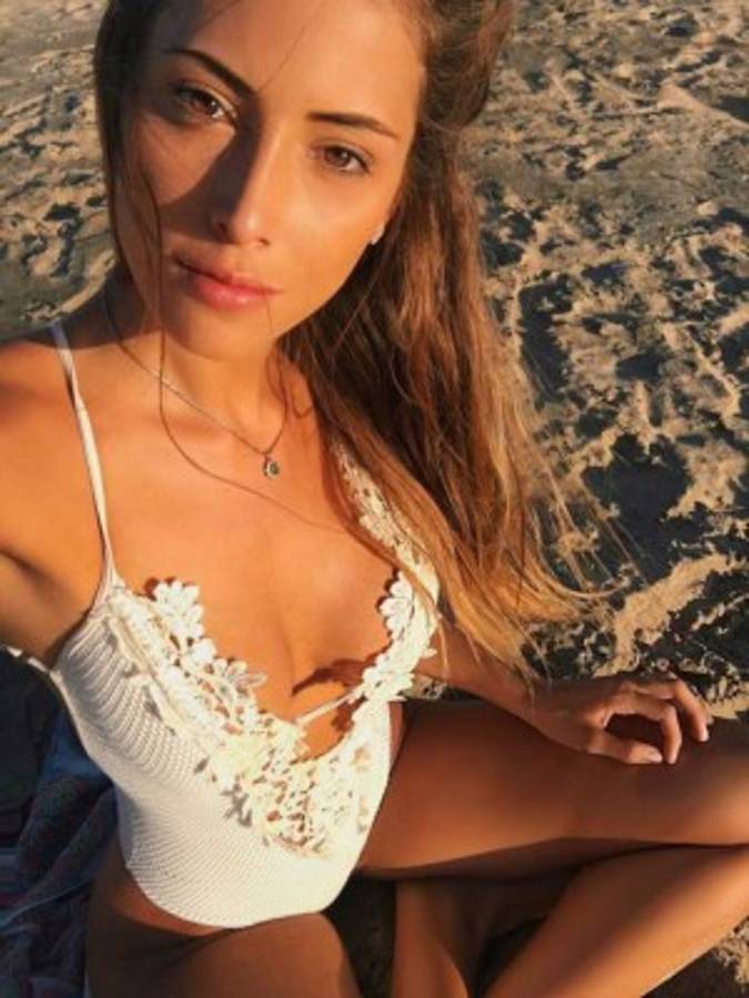 ¡Miss Costa Rica! La nueva reina de belleza tica es apasionada de su selección