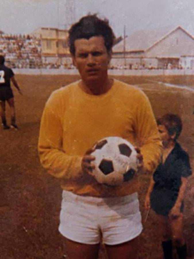 ¡De lujo! El equipazo ideal de todos los tiempos del cumpleañero Motagua