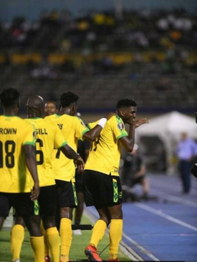 En fotos: La imagen de Quioto que indignó y la dura caída de Alberth Elis