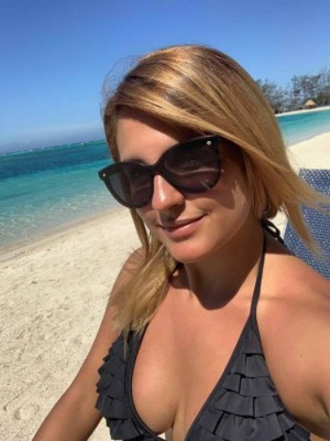 Magali Sanjurjo deslumbra en sus espectaculares vacaciones con Chavasco en Roatán