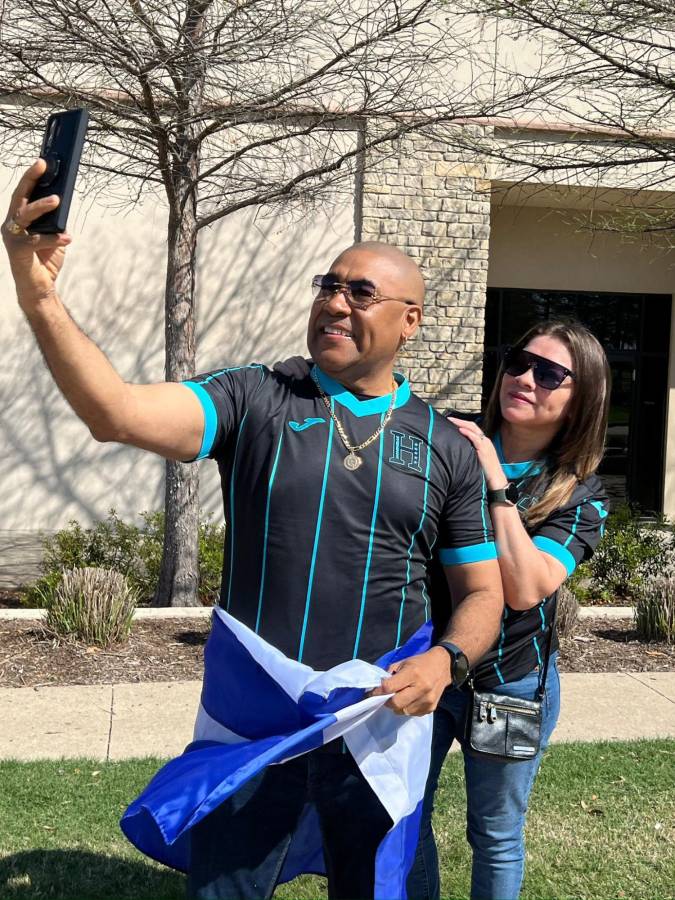 Locura total por Honduras: afición catracha se hace sentir en Frisco desde temprano previo al duelo contra Costa Rica