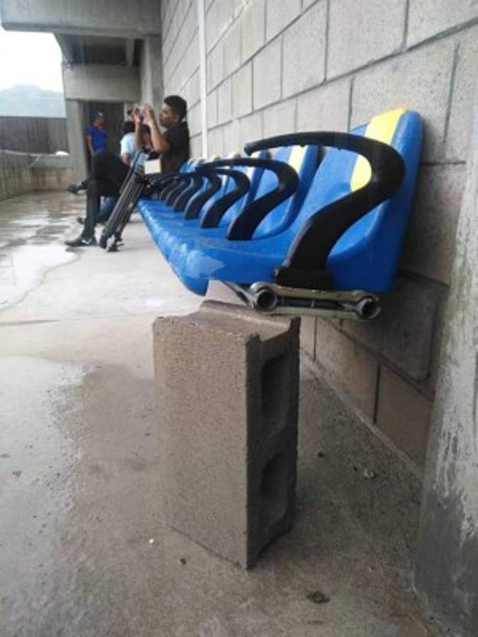 NO SE VIO POR TV: El regalo del 'Mango' Sánchez y Vargas en el Nacional