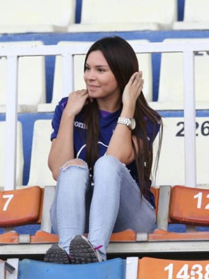 ¿Quién es la de pelo rojo? Ellas son las chicas que embellecieron la jornada 9