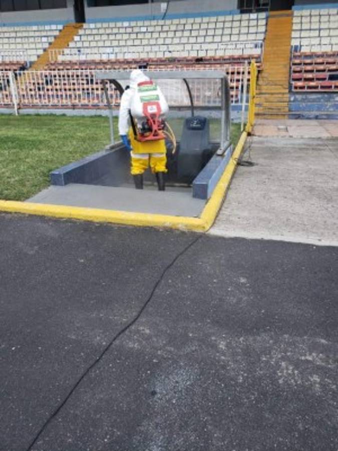 ¡Sanitización y operativos! Las imágenes previo al Motagua-Comunicaciones por Liga Concacaf