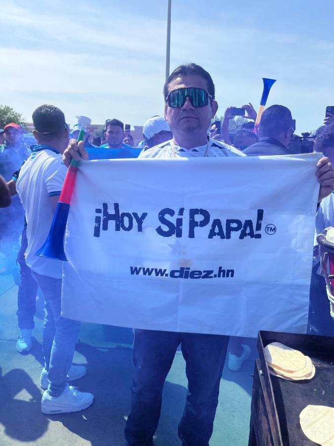 FOTOS: ¡Punta, asados y famoso incluido! Así es el ambientazo hondureño en el Toyota Stadium para el repechaje ante Costa Rica