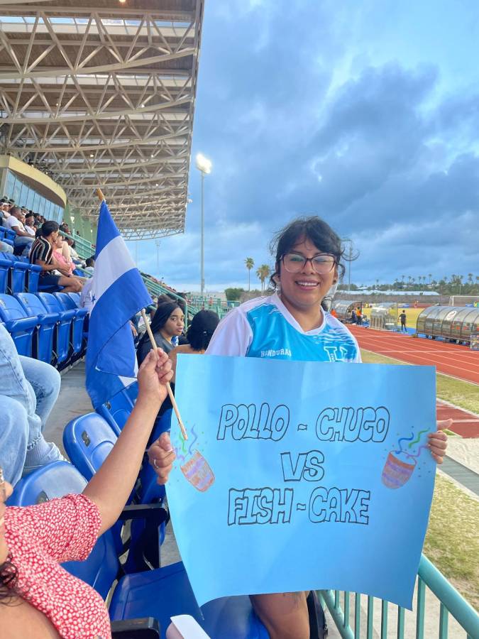 FOTOS: Chelito Martínez debuta con Honduras y le pasaron la ‘cero’; las catrachas en Bermudas y festejo de la ‘H’
