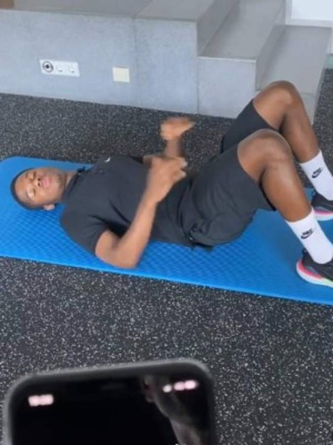 El calvario que vive Ansu Fati y la gran preocupación del Barcelona: Va a su cuarta operación