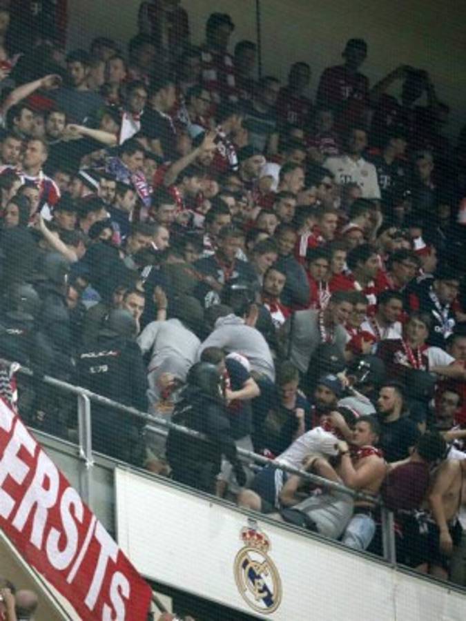 Las imágenes que no se vieron por tv: La bronca de la barra del Bayern en el Bernabéu