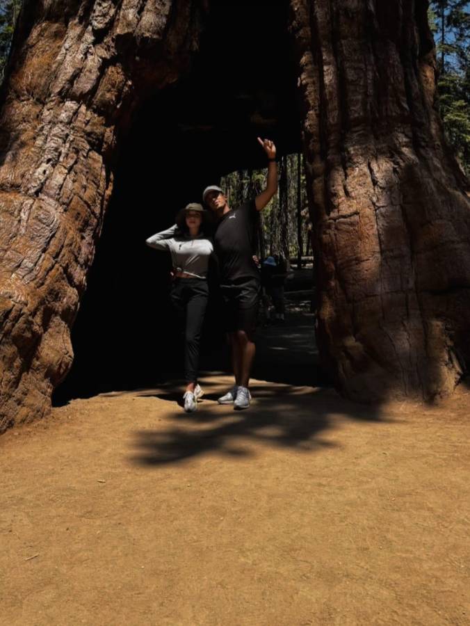 Choco Lozano se divierte con su bella pareja: Así son las vacaciones del hondureño previo a definir su futuro