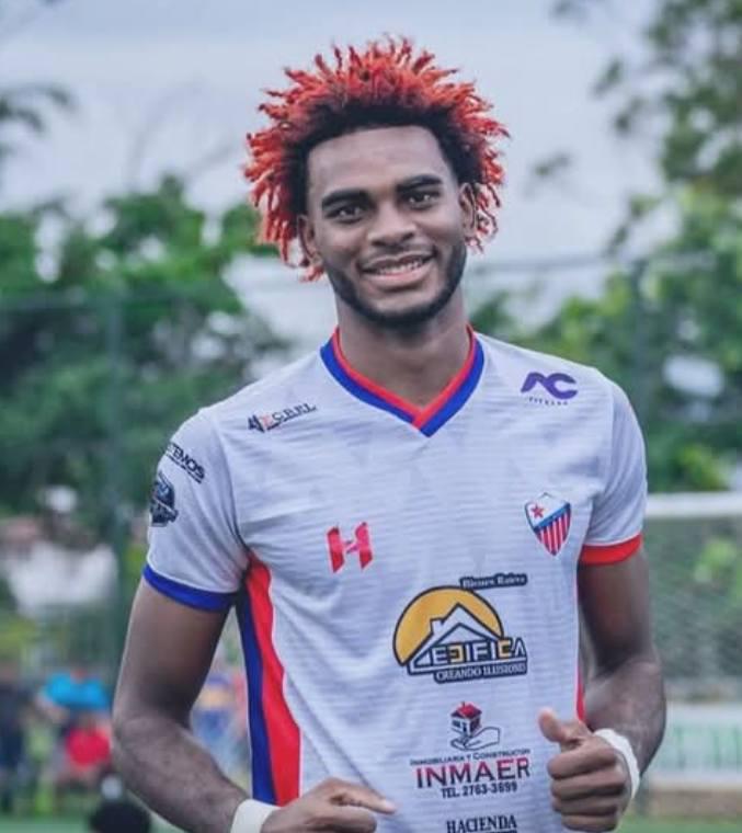 FICHAJES: Olimpia se fija en otro uruguayo, bombazo de Jorge Álvarez, la Tota Medina vuelve a Honduras y legionario se une a nuevo club