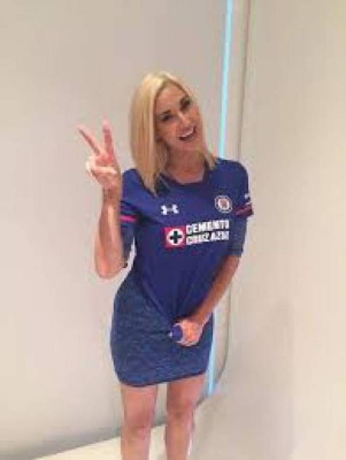 Jeni Summers, la bella estadounidese amante del fútbol mexicano