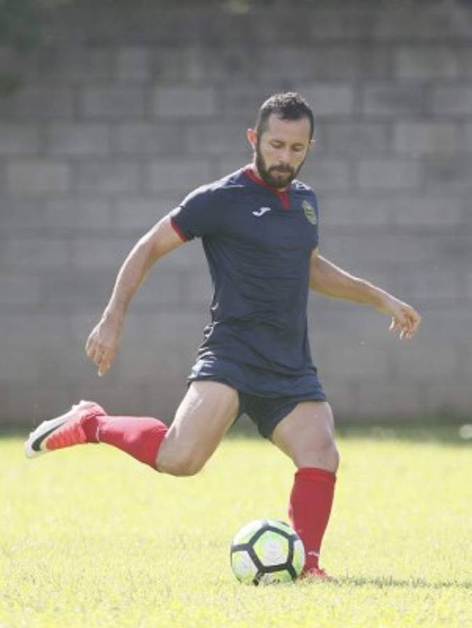 ¡Por el invicto! El once que mandaría 'Tato' con su Real España ante Olimpia