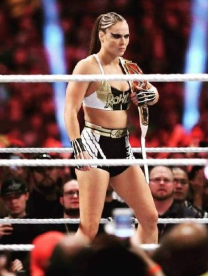 ¡Polémica! Ronda Rousey afirma que la WWE es una farsa e insulta a los fanáticos