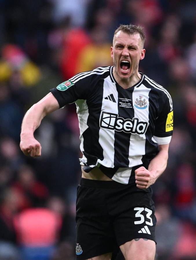 Así se festeja un título después de 70 años: los héroes del Newcastle y jugadores del Liverpool destrozados