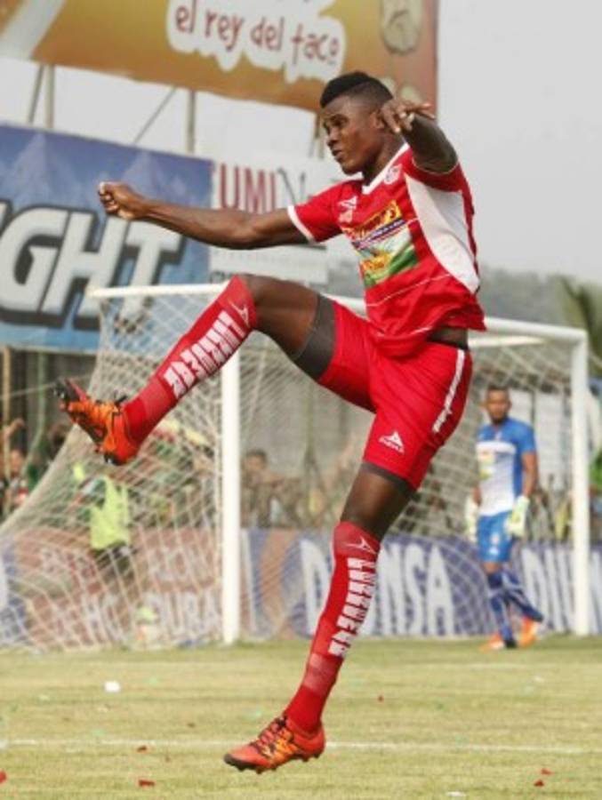 Conoce los nombres y apellidos más raros de los jugadores de la Liga Nacional