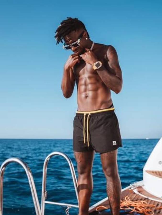 Vinicius aumenta su imperio: el club que está por comprar, sus negocios y el salario que cobra en Real Madrid