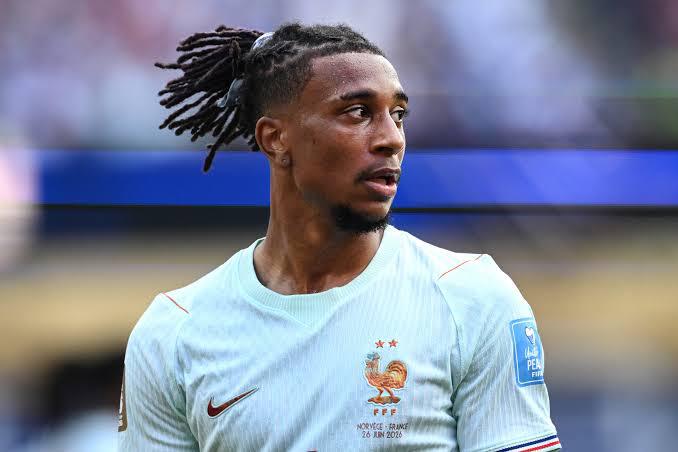 Megaoferta por Olise y Barça los pone en venta; PSG va por goleador del Mundial